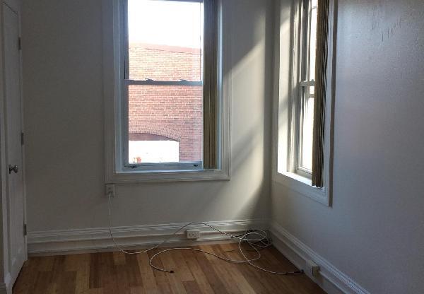64 Hemenway St
