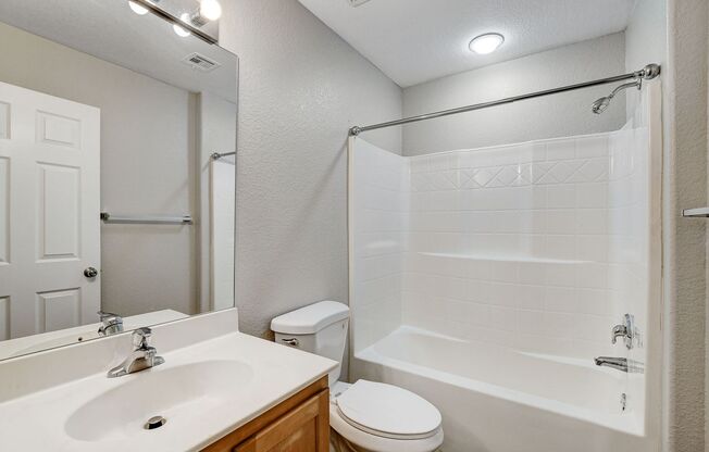 3 beds, 2 baths, 1,144 sqft, $1,955.5, Unit 452 Hunter Dr Unit 1