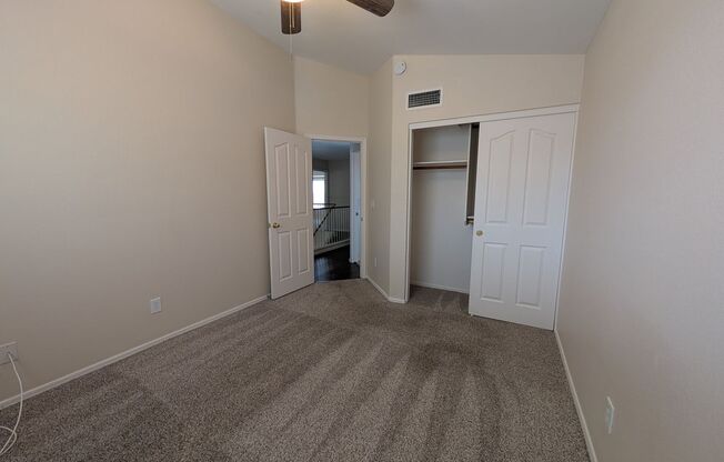 4 beds, 2.5 baths, $2,400