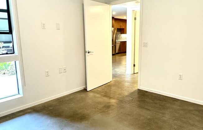 1 bed, 1 bath, 696 sqft, $2,995, Unit 109
