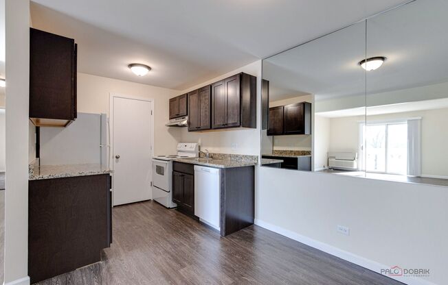 Lakeside Apartments