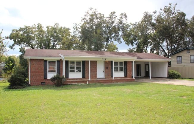 Welcome to this charming 4 bedroom, 2 bathroom home in Warner Robins, GA.