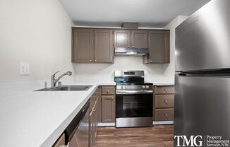 2 beds, 1 bath, 900 sqft, $1,795, Unit 220