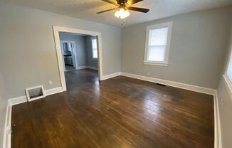 1020 E Delmar