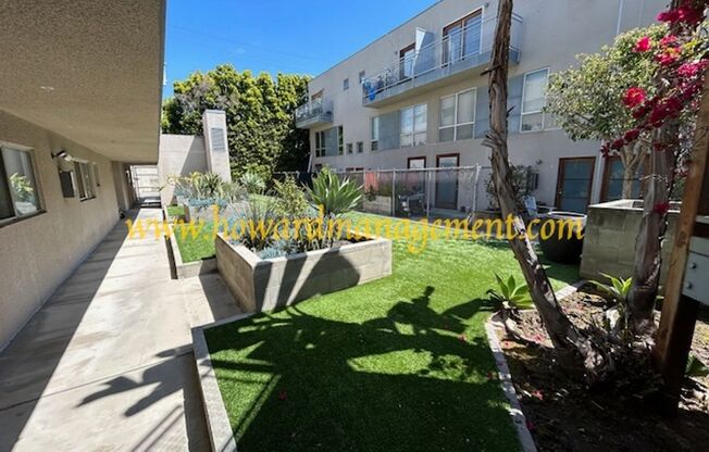 2 beds, 1 bath, $2,745, Unit 13