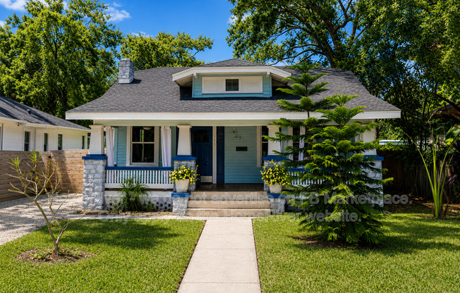 1212 E MOHAWK AVE