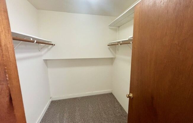 1 bed, 1 bath, 600 sqft, $1,550, Unit 9