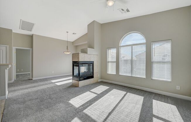 Charming Two-bedroom townhouse in Northwest