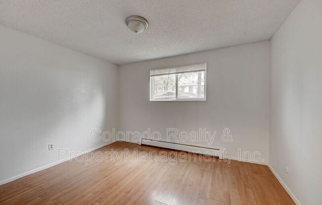 1073 WESTMORELAND RD