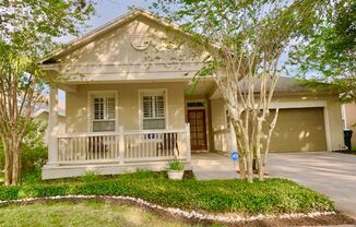 Move in now!! Elegant 1 story home in Lakes Of Windermere!! Attached 2 car garage!A must see!!