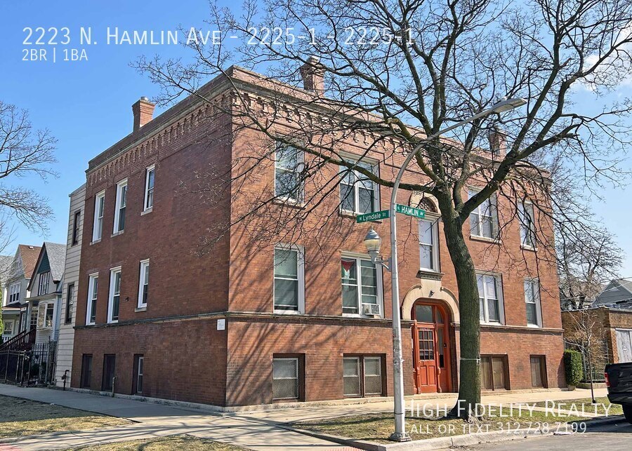 2223 North Hamlin Avenue