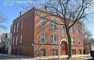 2223 North Hamlin Avenue