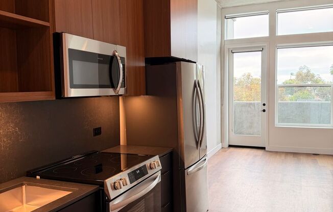 Studio, 1 bath, 362 sqft, $2,660, Unit 903