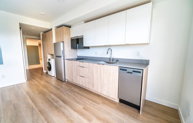 Studio, 1 bath, 263 sqft, $1,076, Unit 416 - MHA