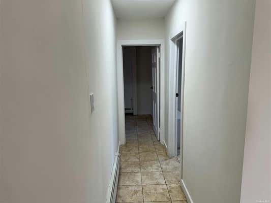 3 beds, 1 bath, $2,800, Unit 1