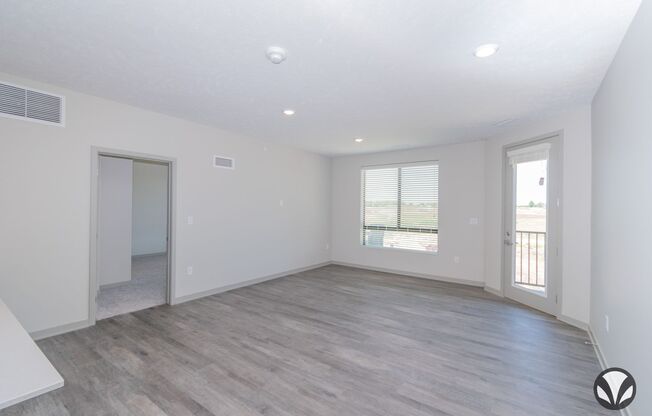 2 beds, 2 baths, 1,158 sqft, $1,765, Unit YH-2041