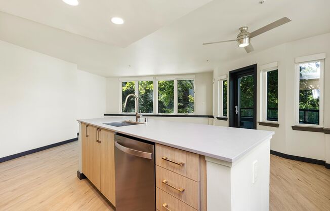 2 beds, 2 baths, 886 sqft, $3,295, Unit 101