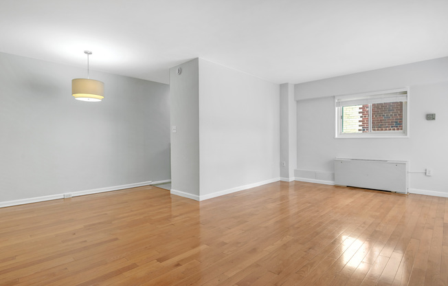 5315 Connecticut Ave NW