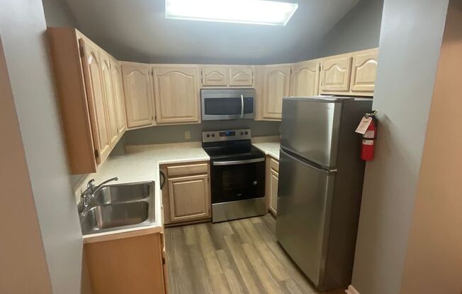 1 bed, 1 bath, 500 sqft, $1,450, Unit Apt 14