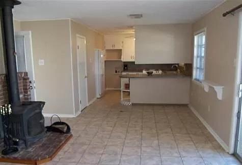 4409 N OLIVE
