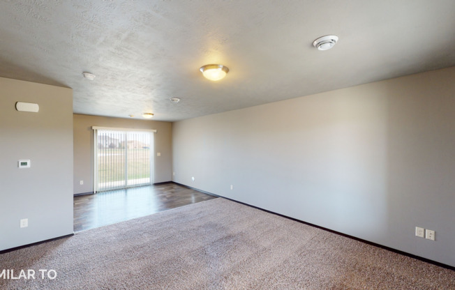 3 beds, 2.5 baths, 1,193 sqft, $1,725, Unit 541-01