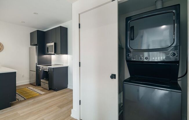 1 bed, 1 bath, 608 sqft, $1,499, Unit Unit 304