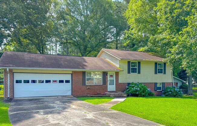 105 CRYSTAL RIV DR