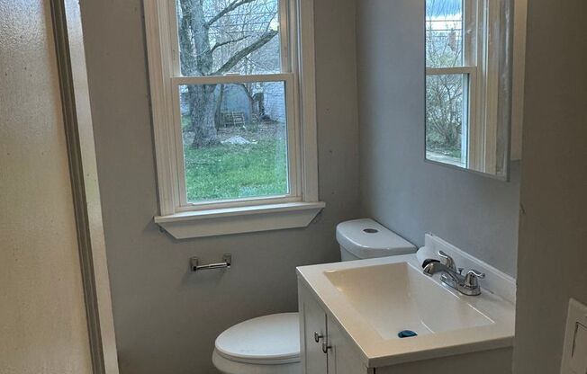 4bd Single Maple Section 8