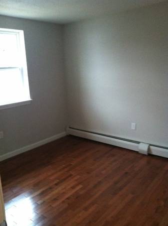 2 beds, 1 bath, 750 sqft, $1,700, Unit 1