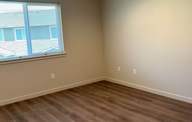 2 beds, 2.5 baths, 1,268 sqft, $1,850, Unit #39