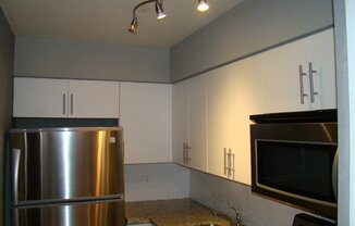 1 bed, 1 bath, $1,645, Unit 46 - Vegas