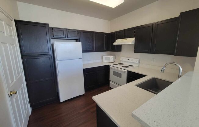 1 bed, 1 bath, 765 sqft, $1,400