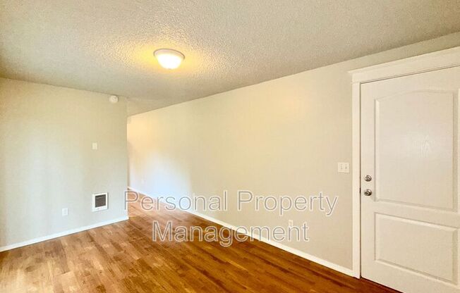 4604 NE 137 AVE