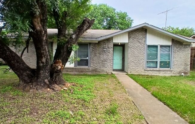 3 Bedrooms, 2 Full Baths in Balch Springs
