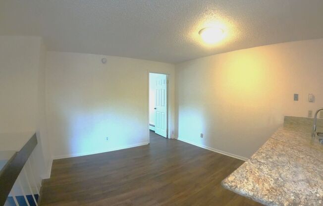 3 beds, 1.5 baths, $4,950