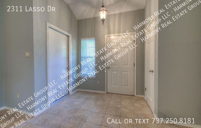 2311 Lasso Dr