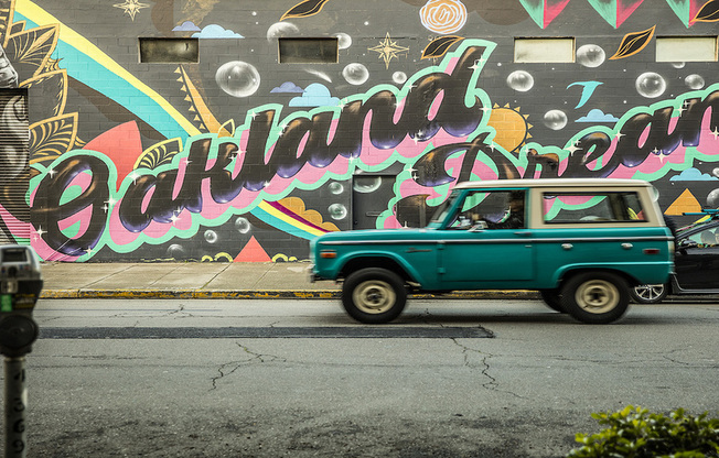 Explore the vibrant Oakland neighborhood around you