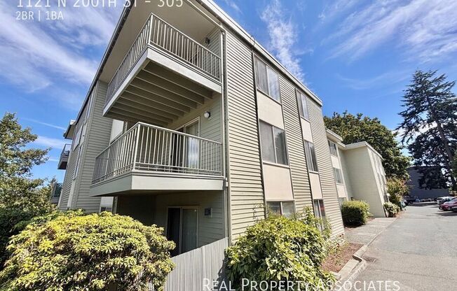 1121 N 200 ST