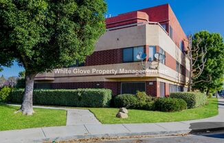 2 Bedroom Condo in Gated Garden Grove Complex