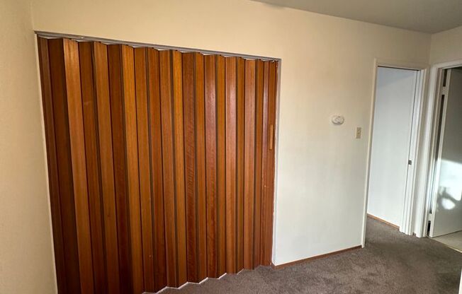 Lantz Building 13 - 443 Lee St