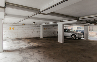 1 bed, 1 bath, 700 sqft, $1,725, Unit 220