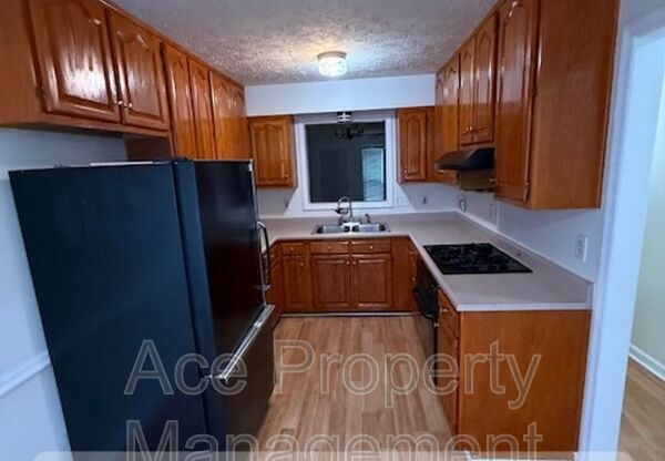 110 ALOHA DR