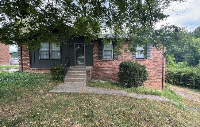 Beautiful, 4 Bedroom, 3 Bath House in Nashville!