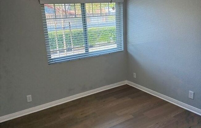 2 beds, 2 baths, 850 sqft, $3,035, Unit 819-23