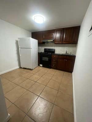 2 beds, 1 bath, 800 sqft, $2,200, Unit 1