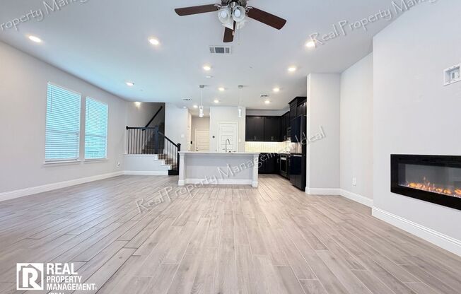 2130 ARGOLIS DR