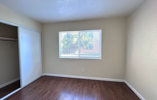 2 beds, 1 bath, 847 sqft, $1,495, Unit 5640 Odea Drive #2