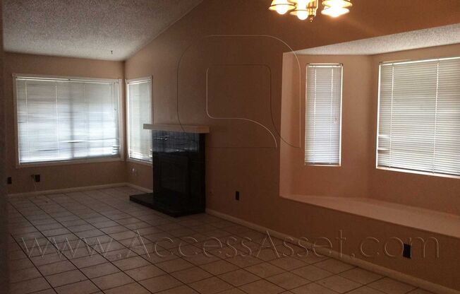 3 beds, 2 baths, $2,450