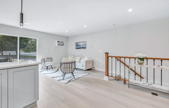 1 bed, 1.5 baths, $1,800, Unit 4-12A