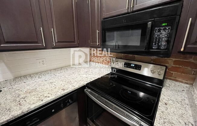 1 bed, 1 bath, $1,095, Unit UNIT # 16